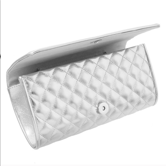 Quilted Metallic Convertible Clutch Silver - Picture 2 of 2